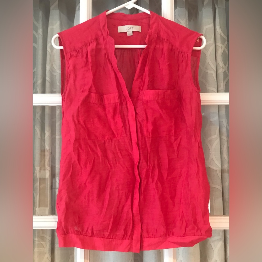 LOFT size XS sleeveless dark pink button up blouse for dressy or casual days EUC
